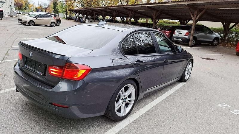 Gebraucht BMW 318 143 PS (105 kW) 2012 Limousine