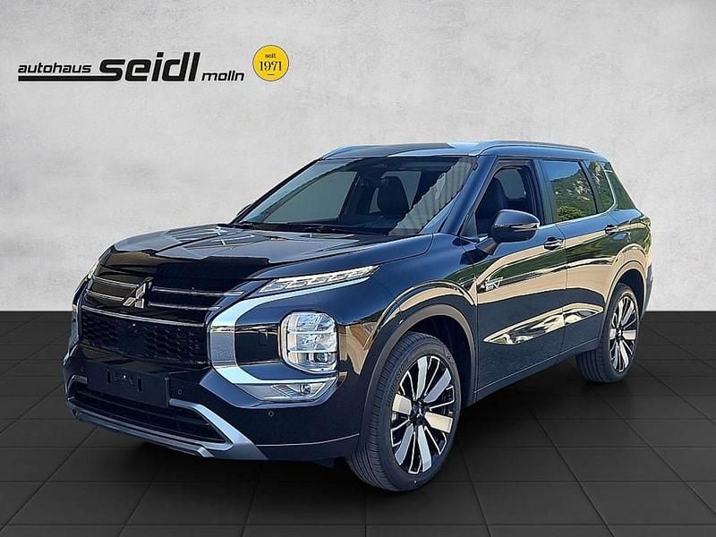Gebraucht Mitsubishi Outlander P-HEV Intense 136 PS (100 kW) 2025 Schwarz SUV