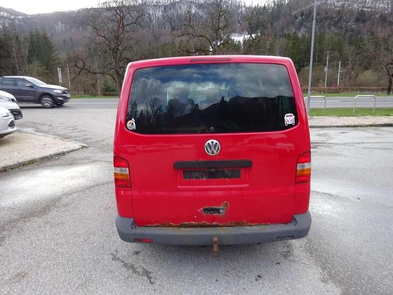 Gebraucht VW T5 131 PS (96 kW) 2005 Rot Van