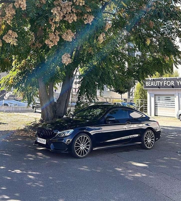 Gebraucht Mercedes C220 170 PS (125 kW) 2016 Schwarz Coupé