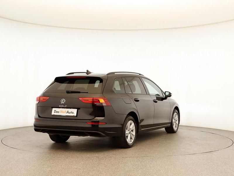 Gebraucht VW Golf VIII Life 116 PS (85 kW) 2022 Schwarz Kombi