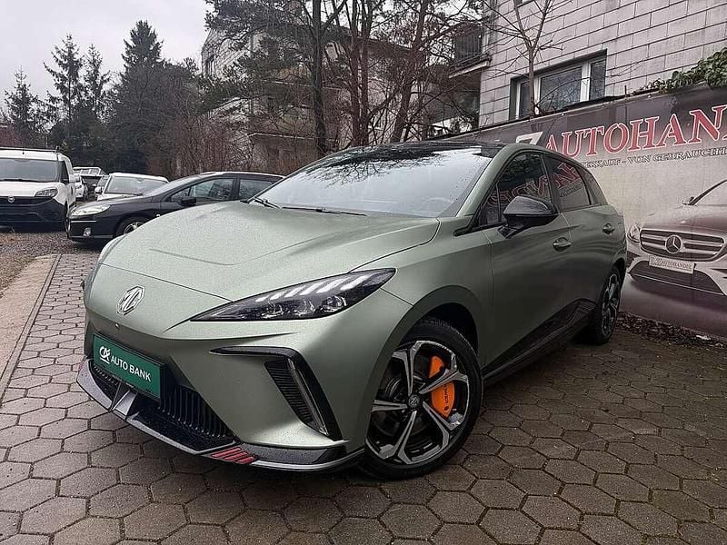 Gebraucht MG MG4 EV 319 kW (435 PS) 2024 Grün Kleinwagen