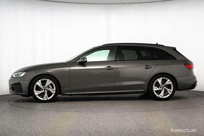 Gebraucht Audi A4 S-line plus 204 PS (150 kW) 2024 Grau Kombi