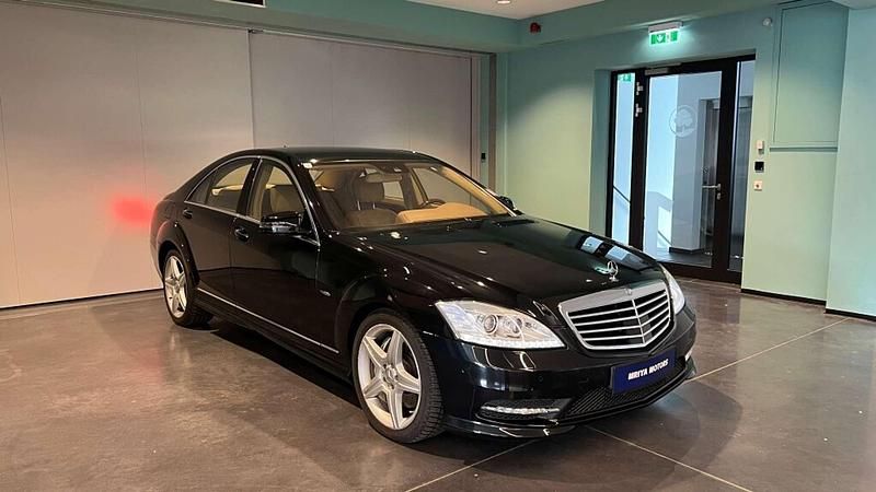 Gebraucht Mercedes S500 435 PS (319 kW) 2011 Schwarz Limousine
