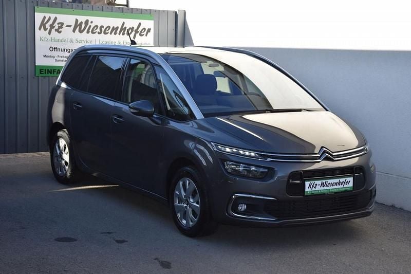 Grau Gebraucht 2019 Citroën C4 SpaceTourer Feel Van / Kleinbus | € 13.990 (Etwas zu teuer) - Bild 1/4