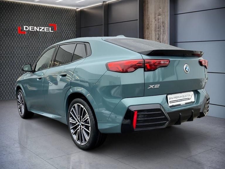 Gebraucht BMW X2 M Sport 150 PS (110 kW) 2025 Grün SUV