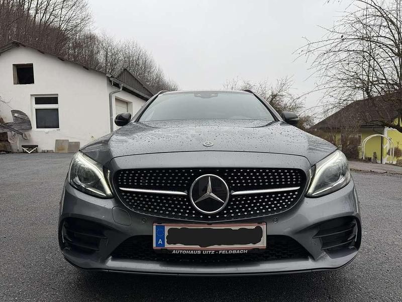 Grau Gebraucht 2019 Mercedes C220 Kombi | € 29.900 (Fairer Preis) - Bild 1/4