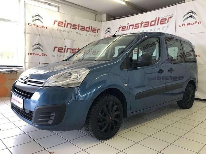 Blau Gebraucht 2018 Citroën Berlingo Van / Kleinbus | € 9.500 - Bild 1/4