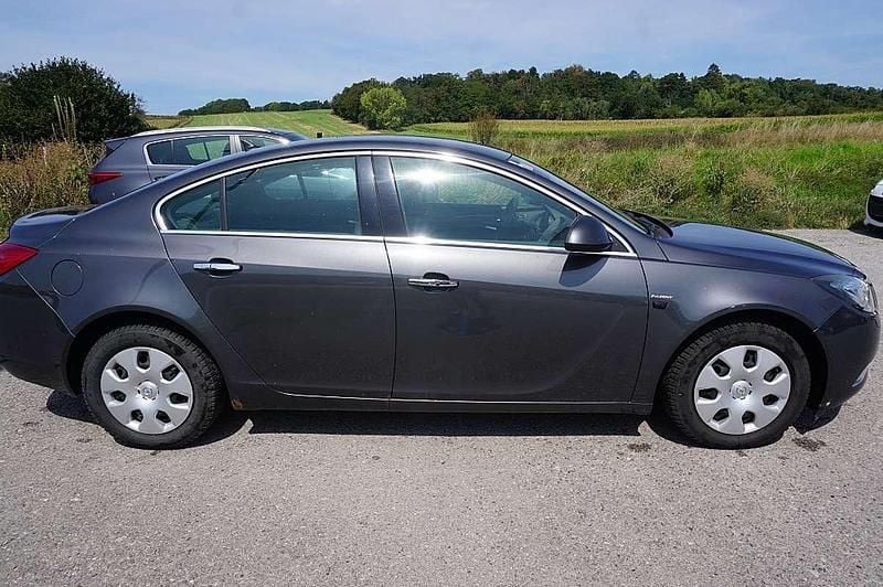 Gebraucht Opel Insignia Cosmo 140 PS (102 kW) 2009 Grau Limousine