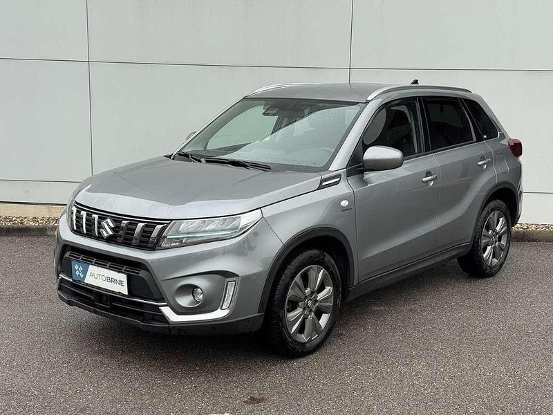Gebraucht Suzuki Vitara 102 PS (75 kW) 2022 Grau SUV