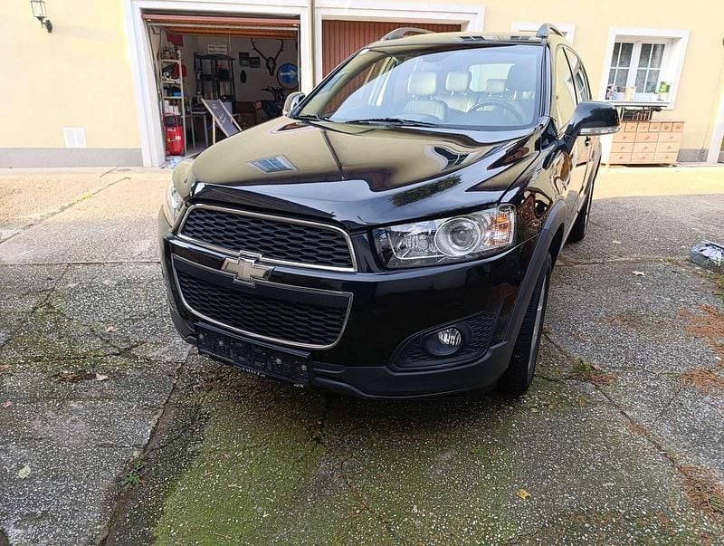 Gebraucht Chevrolet Captiva LS 167 PS (122 kW) 2014 Schwarz SUV