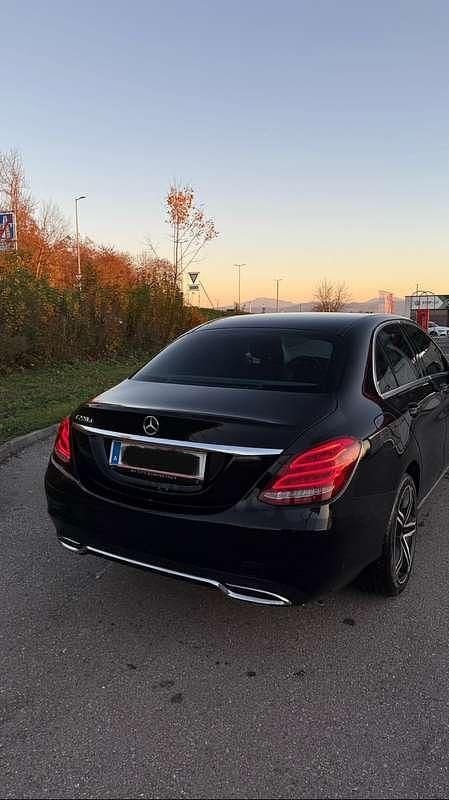 Gebraucht Mercedes C220 Avantgarde 170 PS (125 kW) 2015 Schwarz Limousine