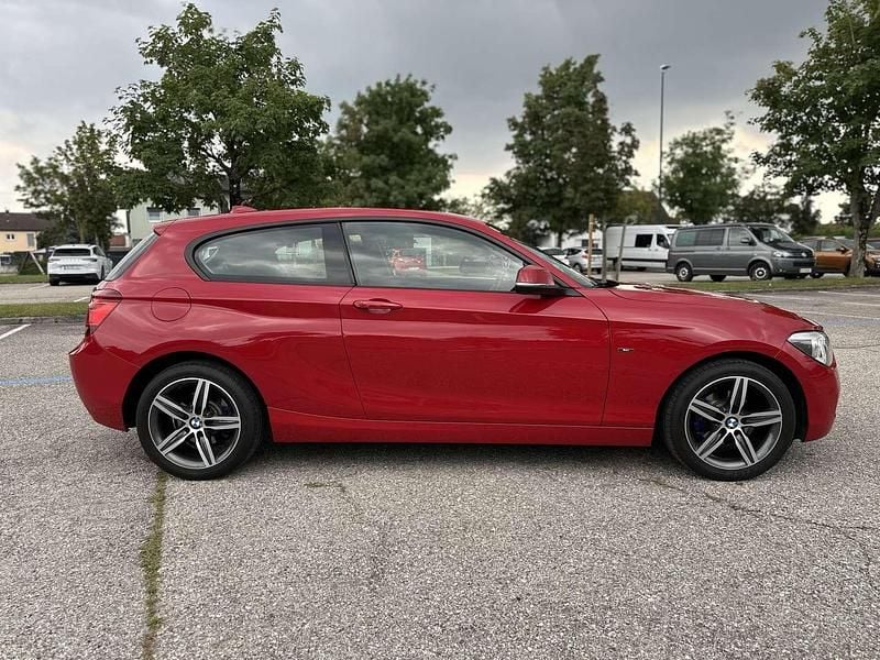 Gebraucht BMW 116 Sport Line 136 PS (100 kW) 2013 Rot Kleinwagen