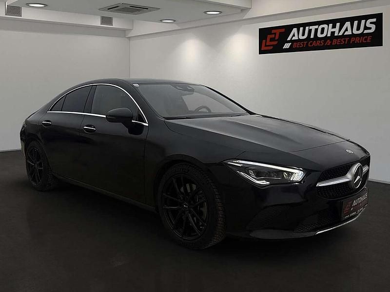 Gebraucht Mercedes CLA220 190 PS (139 kW) 2019 Schwarz Limousine