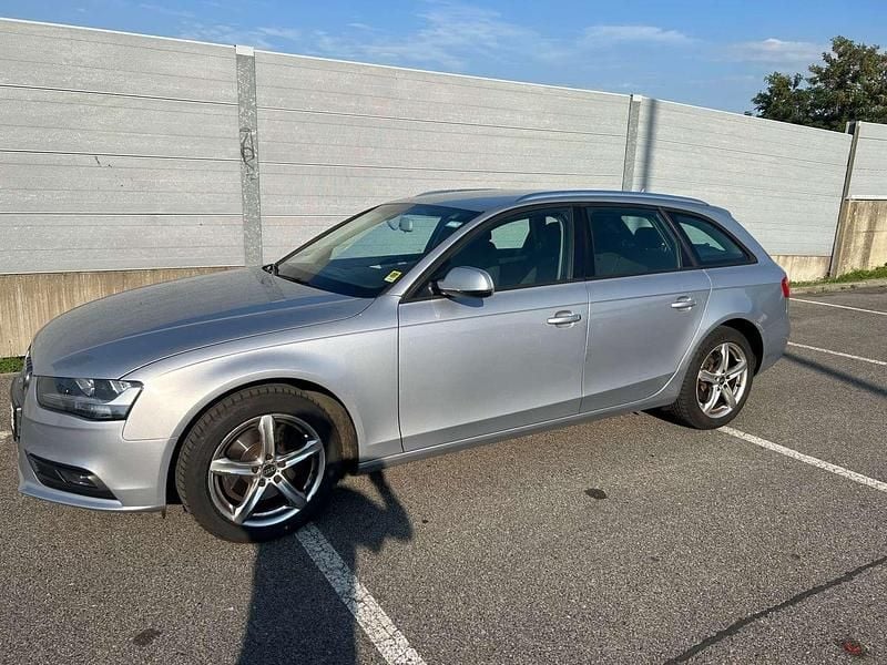 Silber Gebraucht 2015 Audi A4 Kombi | € 10.000 (Superpreis) - Bild 1/3