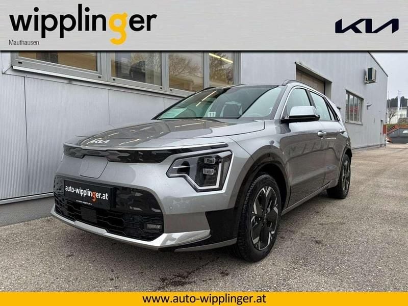 Grau Gebraucht 2025 Kia e-Niro SUV | € 36.999 (Etwas zu teuer) - Bild 1/4