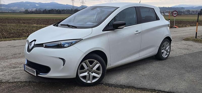 Gebraucht Renault Zoe 64 kW (88 PS) 2015 Kleinwagen