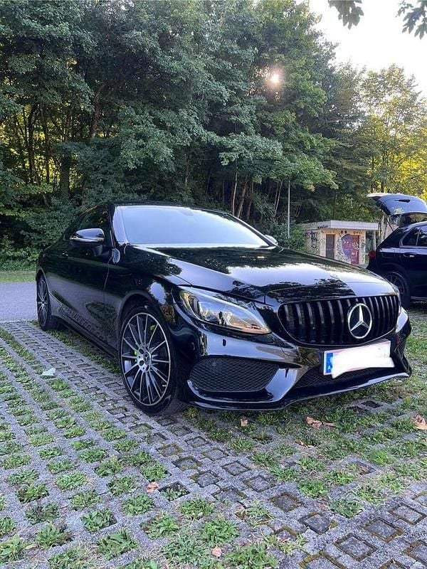 Gebraucht Mercedes C200 AMG line 184 PS (135 kW) 2018 Coupé