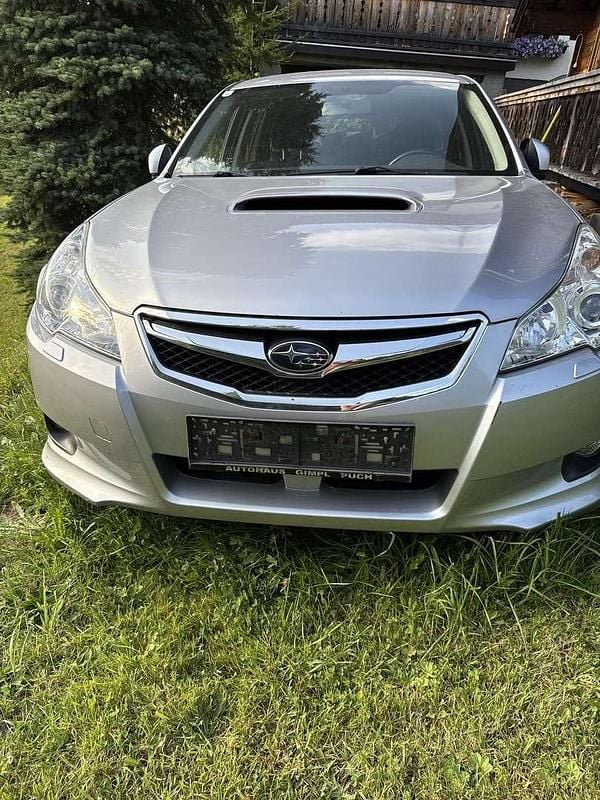 Gebraucht 2012 Subaru Legacy Kombi | € 5.250 - Bild 1/4