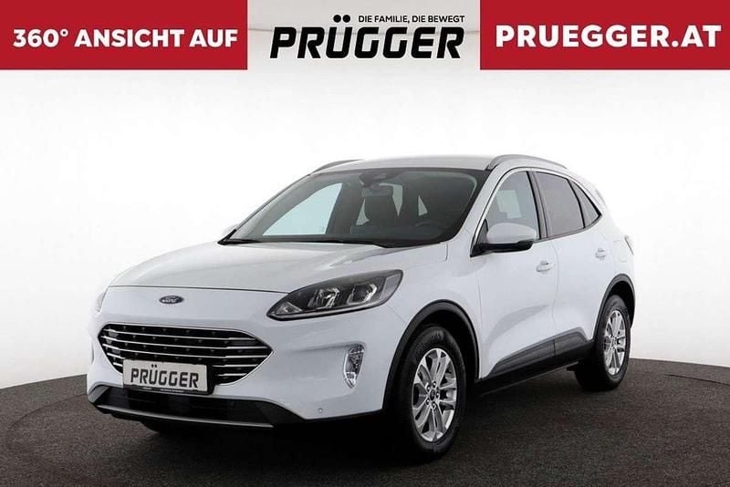 Gebraucht Ford Kuga Titanium 120 PS (88 kW) 2022 Weiß SUV
