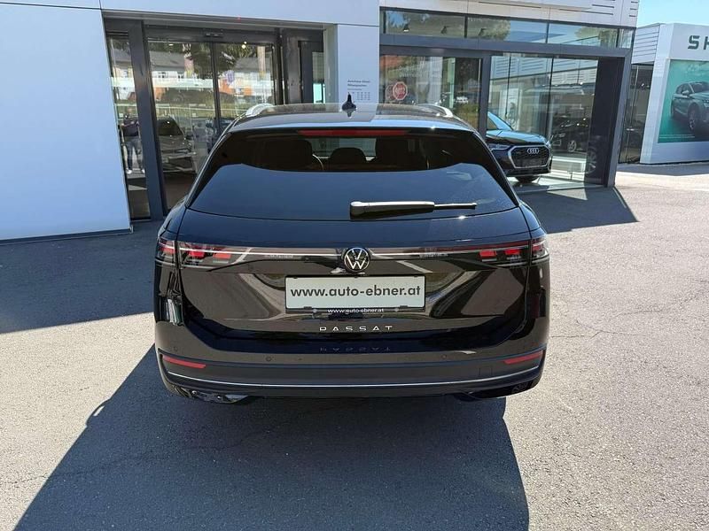 Gebraucht VW Passat Business 150 PS (110 kW) 2025 Schwarz  metallic Kombi