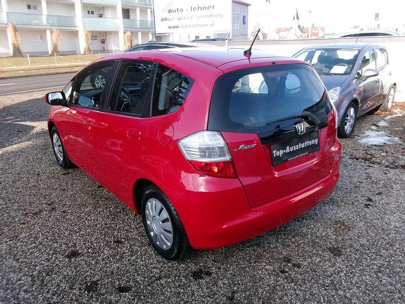Gebraucht Honda Jazz 90 PS (66 kW) 2009 Rot Kleinwagen