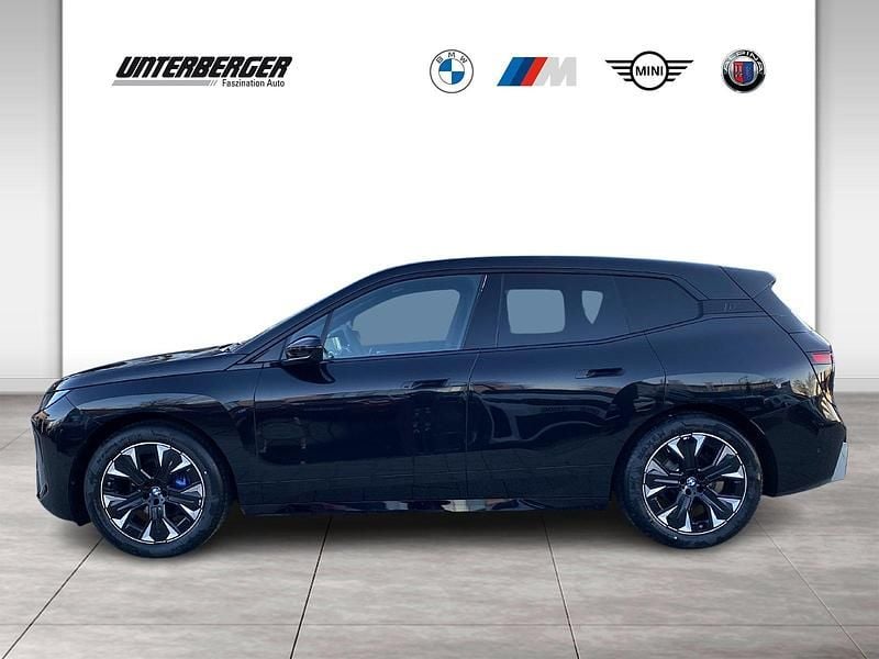 Neu BMW iX M Sport 300 kW (408 PS) 2025 Schwarz SUV