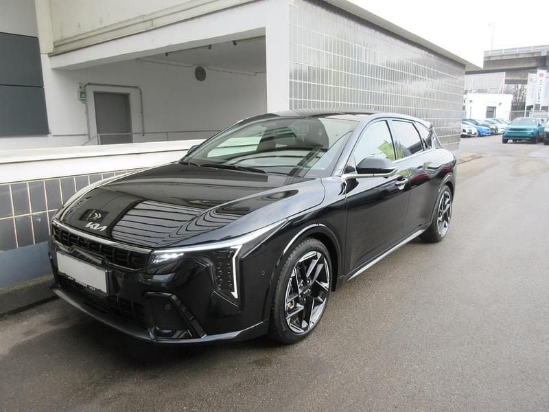 Neu Kia K4 GT 150 PS (110 kW) 2026 Aurora black pearl met.