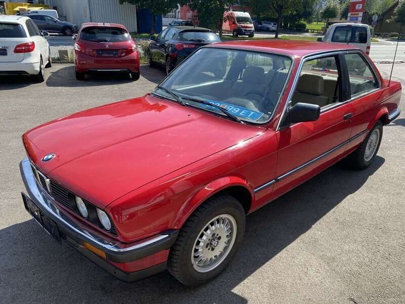 Rot Gebraucht 1987 BMW 318 Coupé | € 14.900 - Bild 1/3