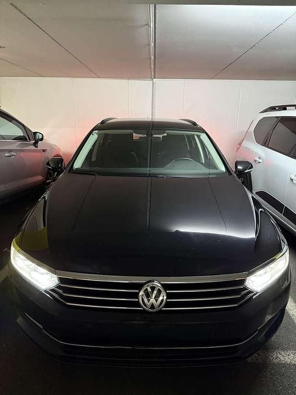 Gebraucht 2017 VW Passat Comfortline Kombi | € 11.500 (Guter Preis) - Bild 1/4