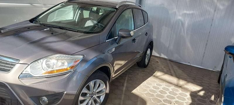 Grau Gebraucht 2012 Ford Kuga Titanium SUV | € 6.800 - Bild 1/4