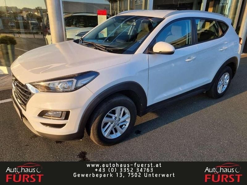 Weiß Gebraucht 2018 Hyundai Tucson SUV | € 15.490 (Teuer) - Bild 1/4