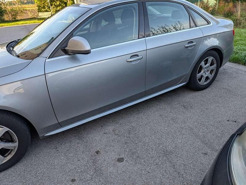 Gebraucht Audi A4 211 PS (155 kW) 2010 Grau Limousine