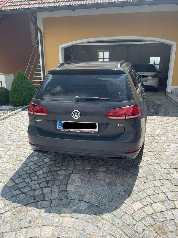 Gebraucht VW Golf VII 116 PS (85 kW) 2017 Grau Kombi