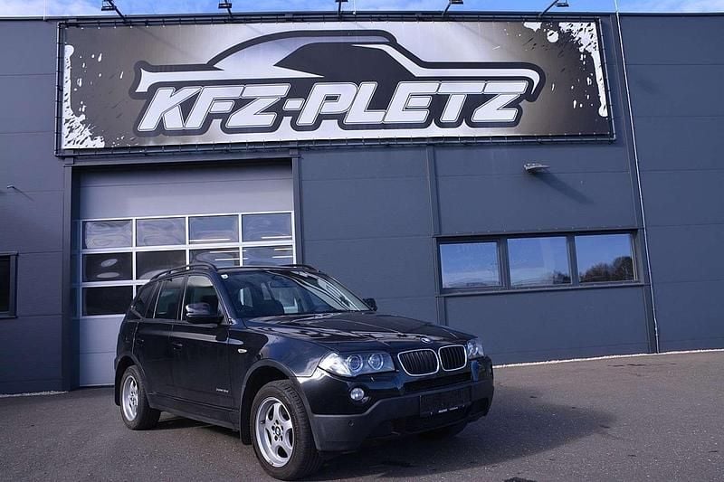 Schwarz Gebraucht 2010 BMW X3 Sport Line SUV | € 15.990 - Bild 1/4