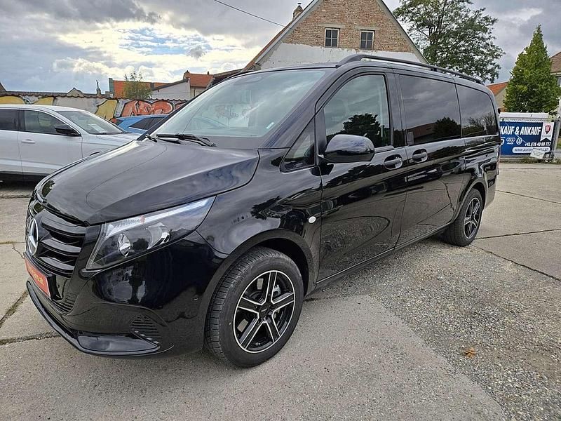 Schwarz Neu 2025 Mercedes Vito Van | € 64.444 (Fairer Preis) - Bild 1/4