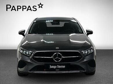 Gebraucht Mercedes A180 Progressive 116 PS (85 kW) 2024 Grau Limousine