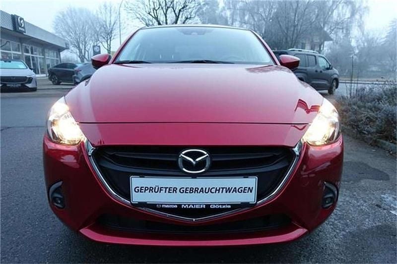 Gebraucht Mazda 2 Takumi-Line 90 PS (66 kW) 2019 Rot Limousine