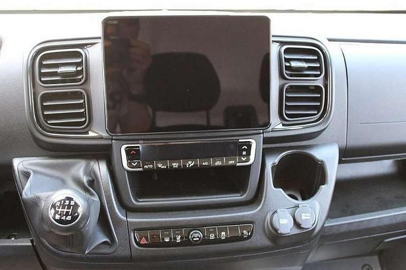 Neu Fiat Ducato 140 PS (102 kW) 2025 Weiß Van