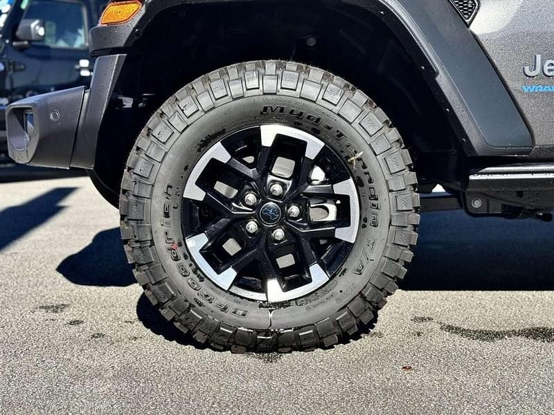 Neu Jeep Wrangler Rubicon 379 PS (278 kW) 2025 Grau SUV