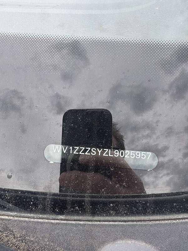 Gebraucht VW Crafter Trendline 140 PS (102 kW) 2020 Weiß Van