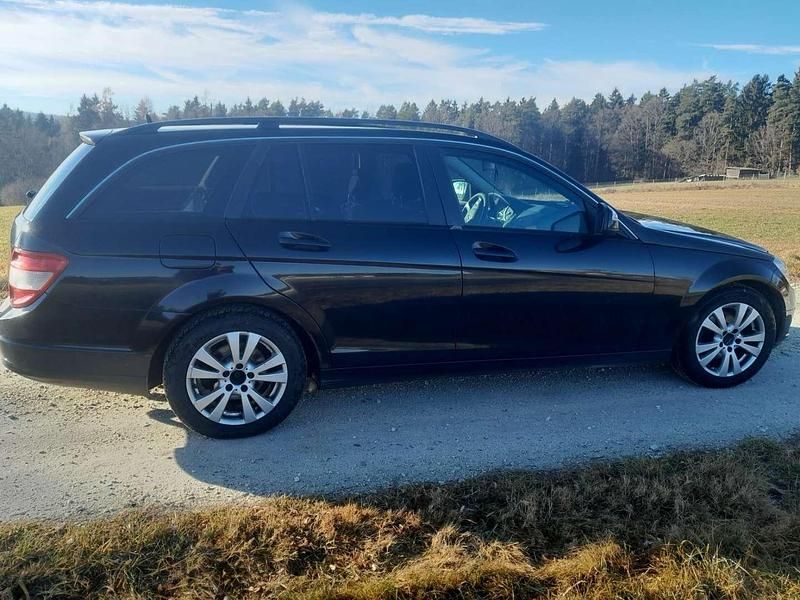 Gebraucht Mercedes C200 Classic 136 PS (100 kW) 2008 Kombi