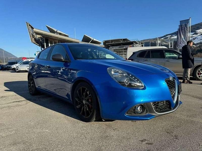 Gebraucht Alfa Romeo Giulietta Super 120 PS (88 kW) 2019 Blau Limousine