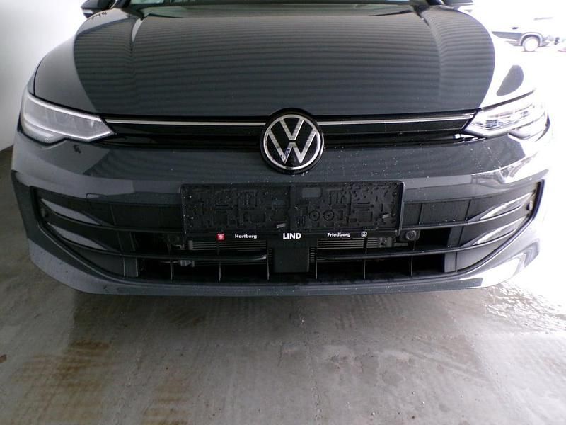 Neu VW Golf VIII 115 PS (84 kW) 2026 Mittelgrau  metallic