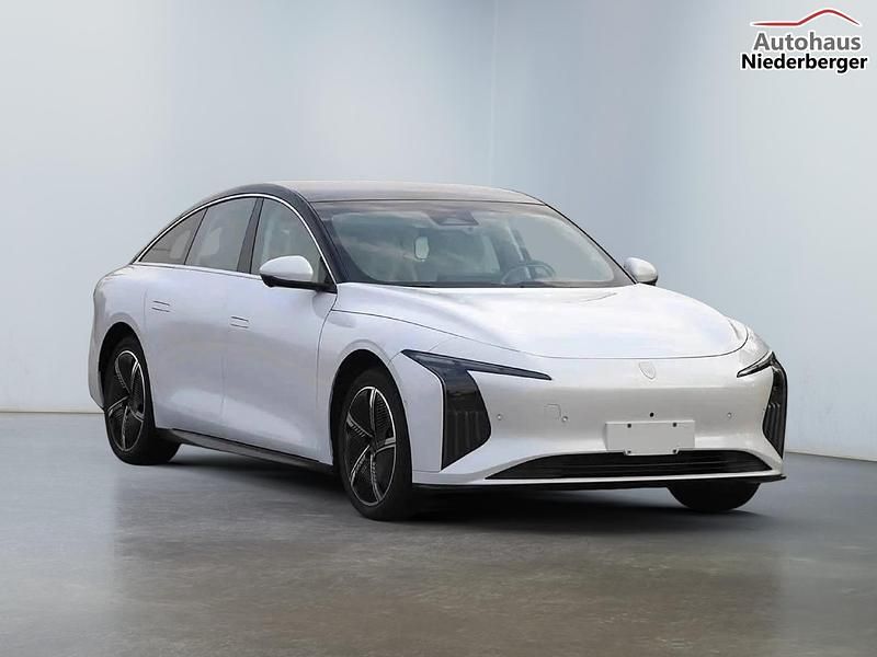 Neu DFSK Forthing 5 209 PS (153 kW) 2025 SUV