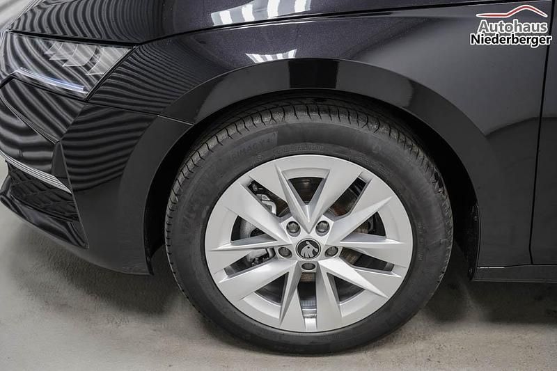 Neu Skoda Octavia Selection 150 PS (110 kW) 2025 Kombi
