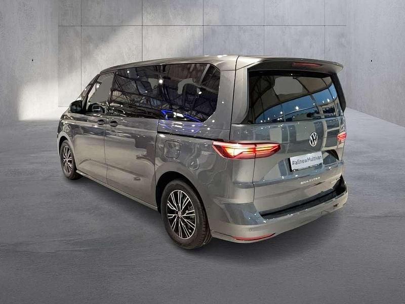 Neu VW Multivan Business 245 PS (180 kW) 2025 Grau Van