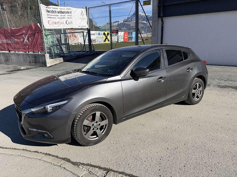 Gebraucht Mazda 3 Inclusive 120 PS (88 kW) 2018 Grau Limousine