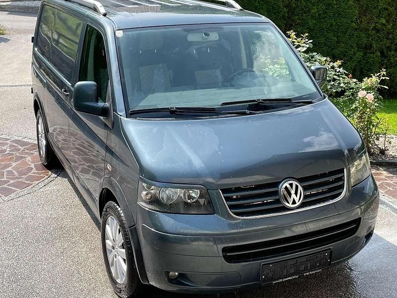 Grau Gebraucht 2009 VW T5 Van | € 10.000 (Guter Preis) - Bild 1/4
