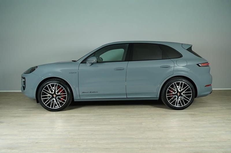 Gebraucht Porsche Cayenne S E-Hybrid Black Edition 519 PS (381 kW) 2025 Schwarz  metallic SUV